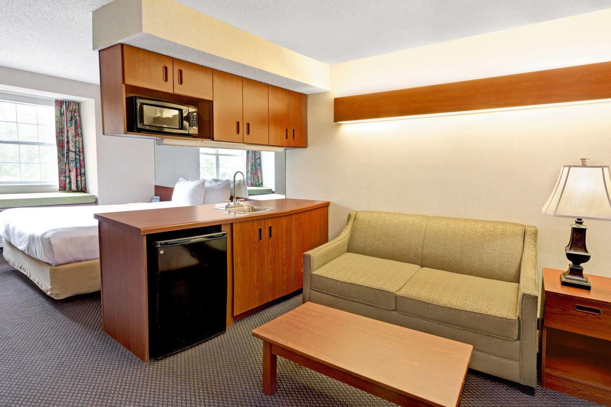 Microtel Inn & Suites By Wyndham Perimeter Center Sandy Springs Ngoại thất bức ảnh
