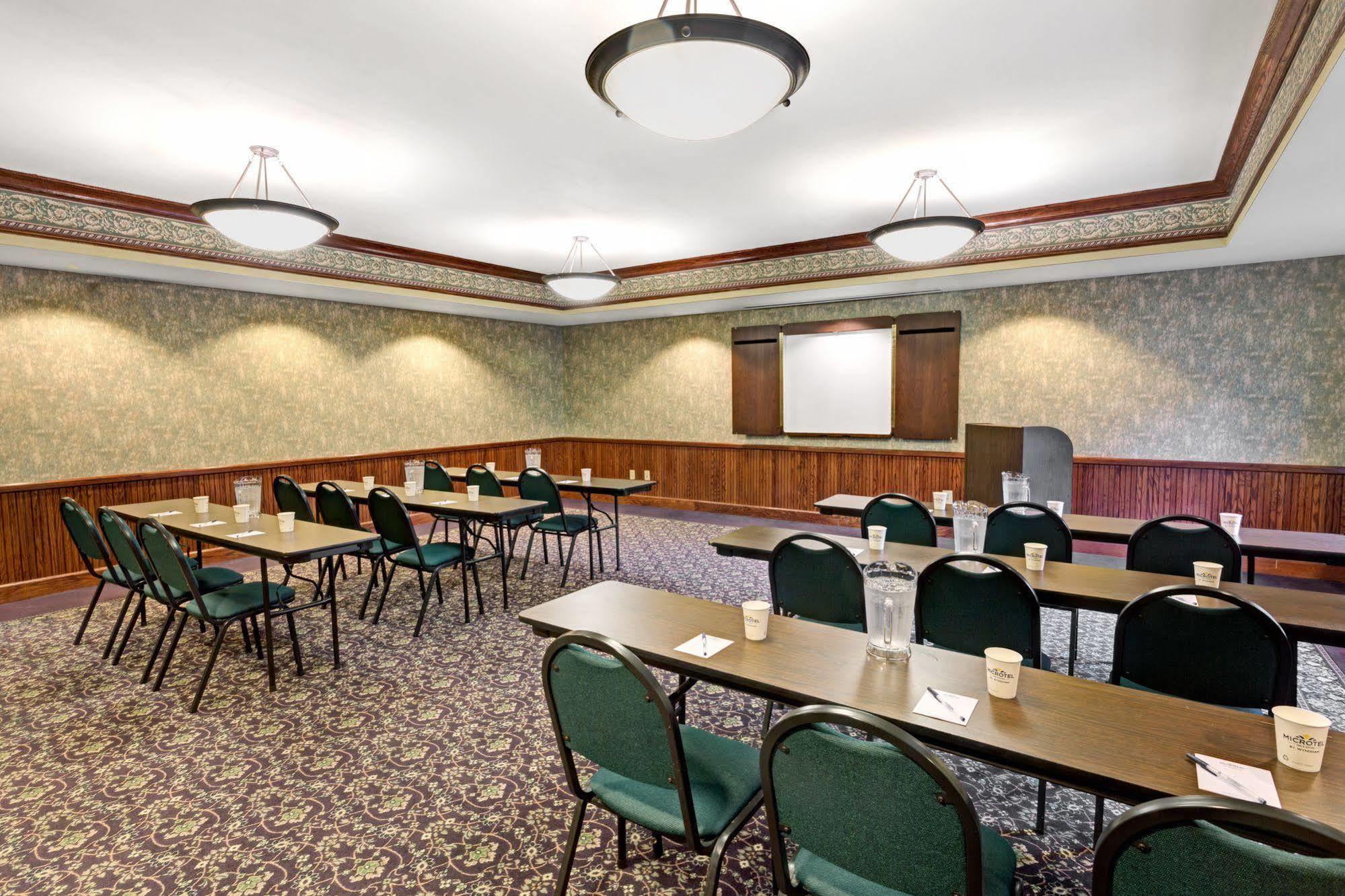 Microtel Inn & Suites By Wyndham Perimeter Center Sandy Springs Ngoại thất bức ảnh